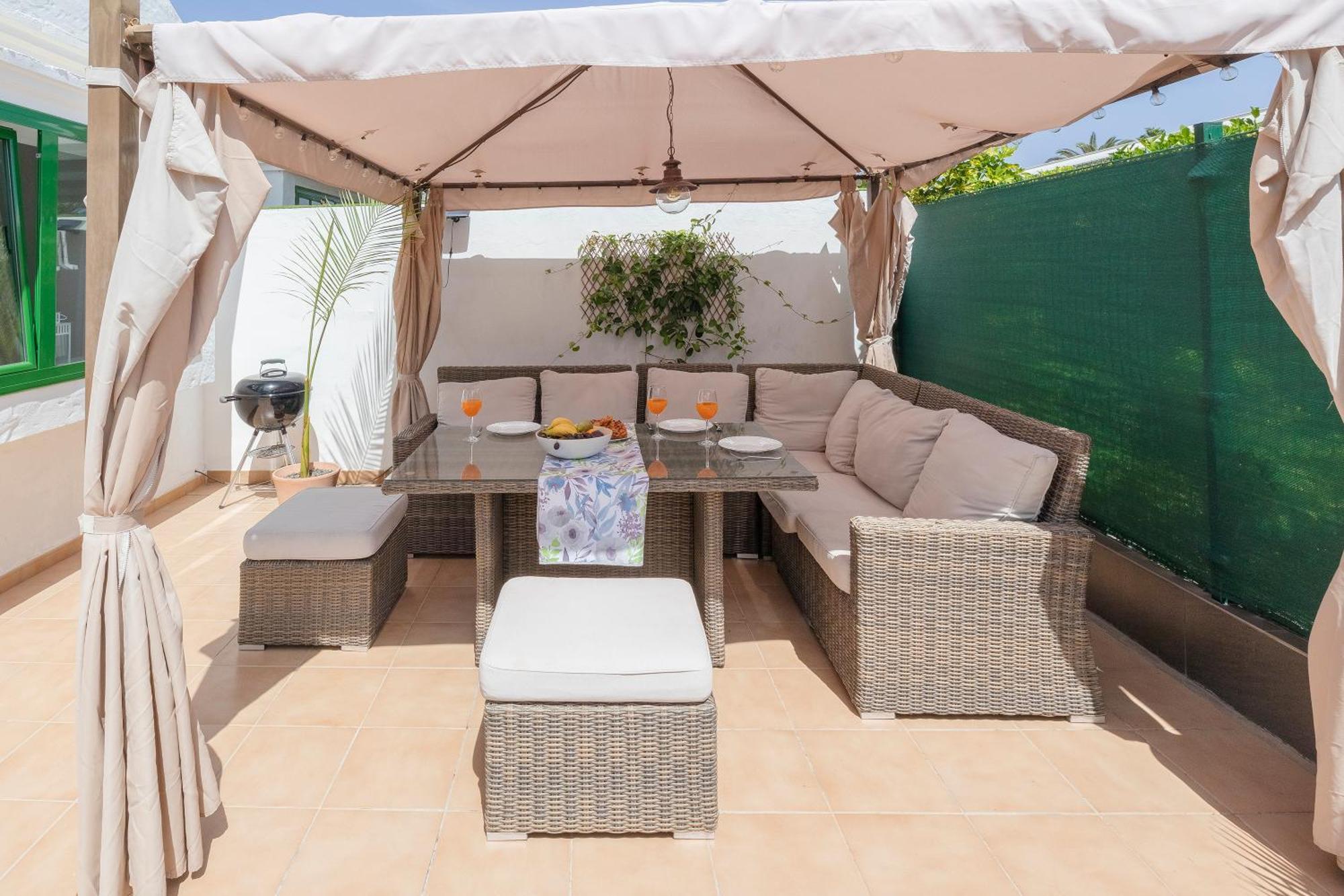 Aloha - Wonderful Private Terrace Apartment *